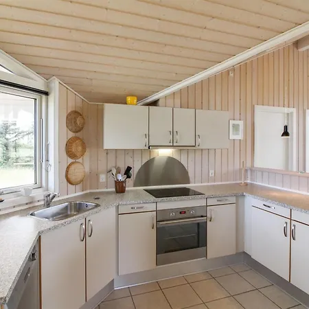 Casa de Férias Bengt - 1km From The Sea By Interhome *