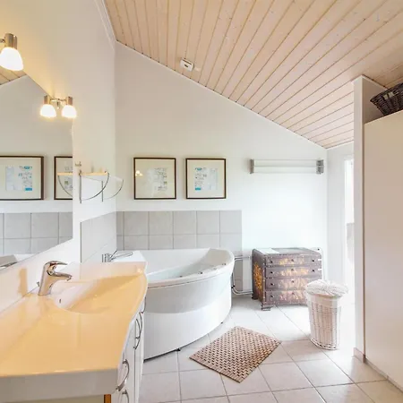 Bengt - 1km From The Sea By Interhome Casa de Férias *